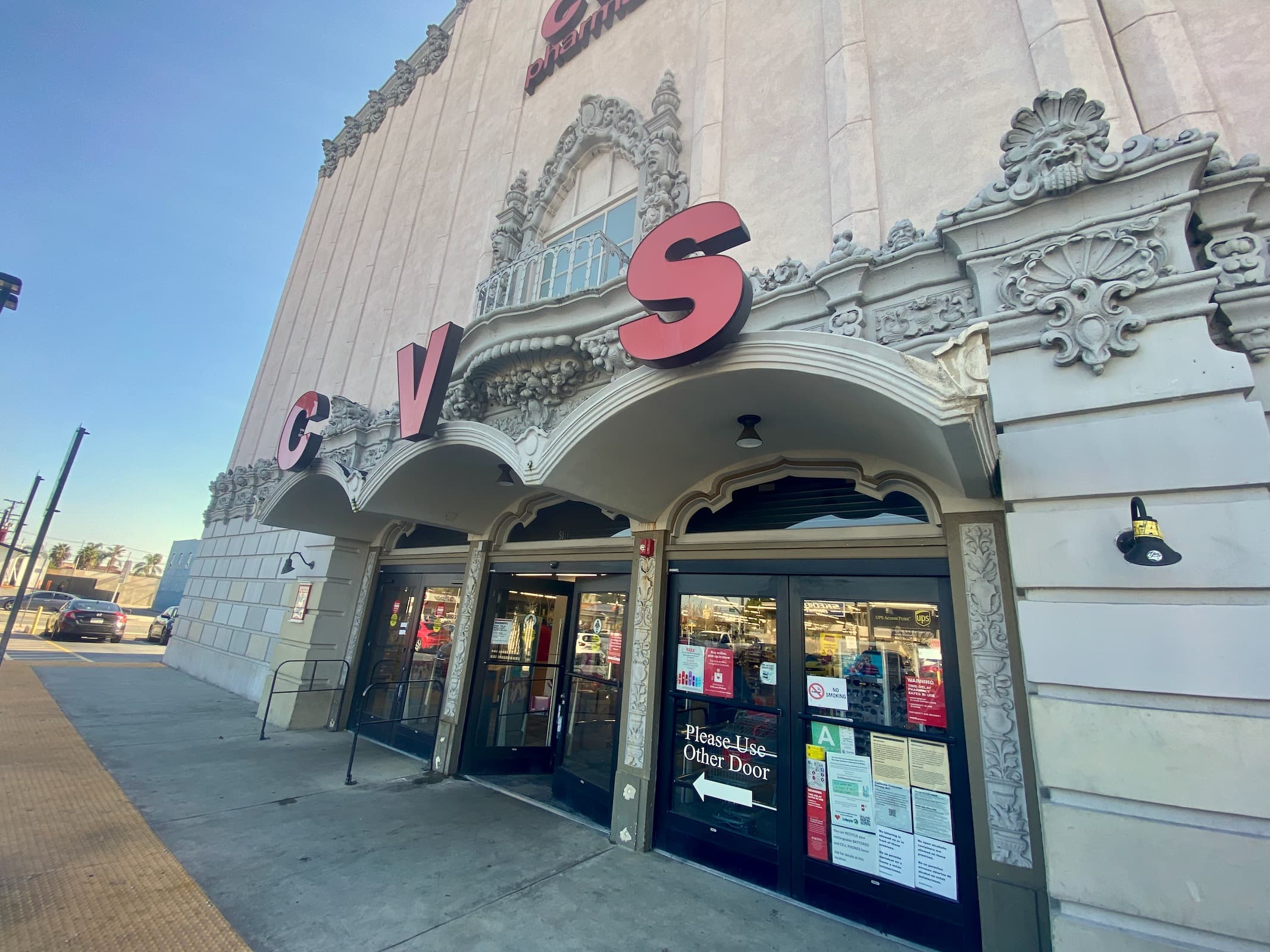 Los Angeles Theatres: Theatres By Address: San Fernando Valley