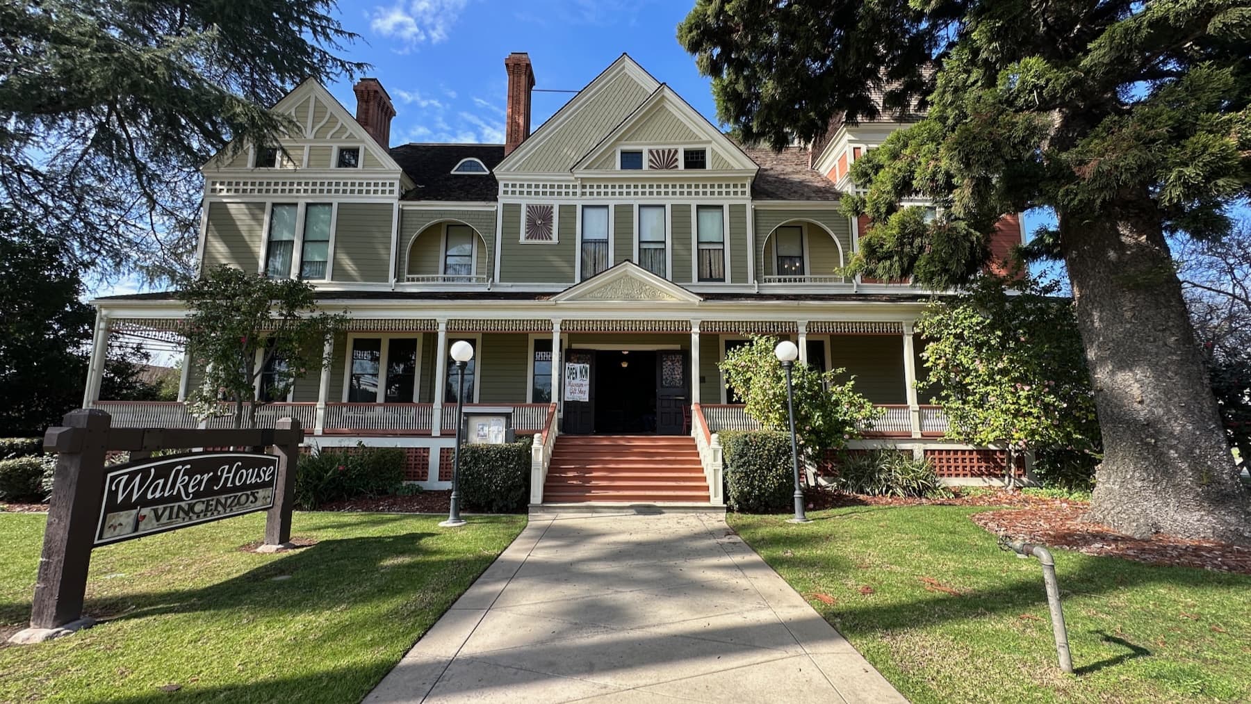 #257: San Dimas Hotel / Walker House (San Dimas) 
