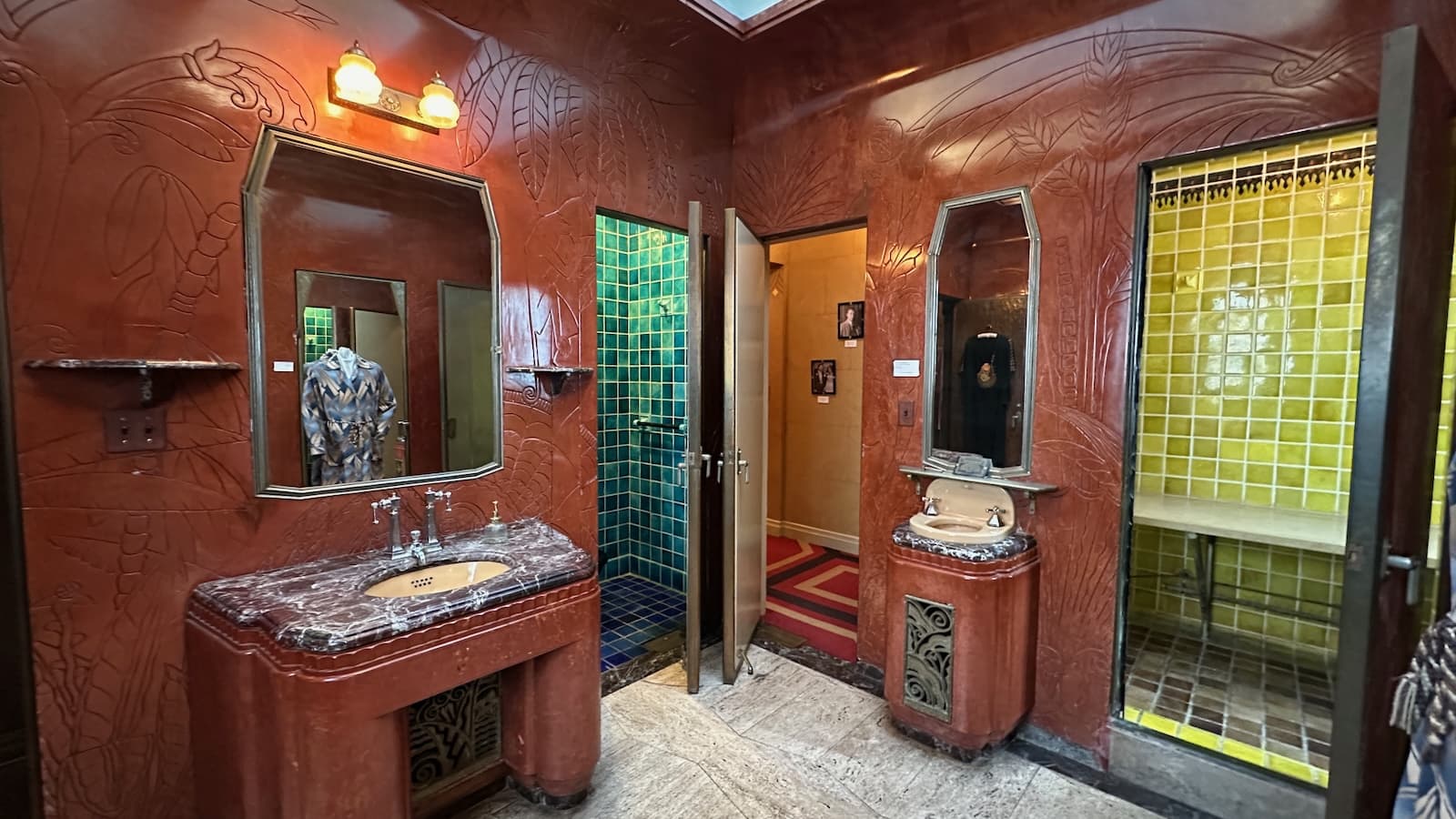 #260: Oviatt Building (Downtown)