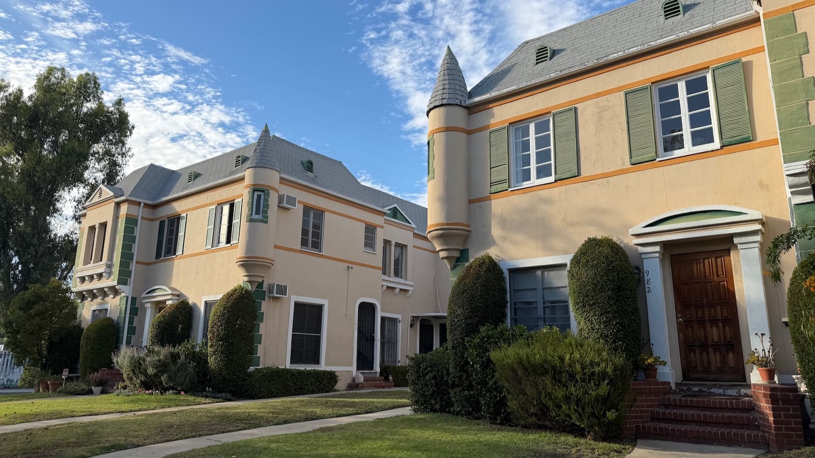 #287: Carthay Neighborhoods Historic District (Mid-Wilshire)